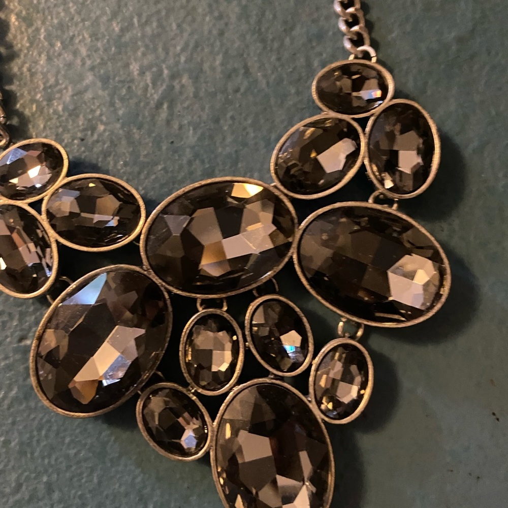 Statement necklace - Picture 2 of 2